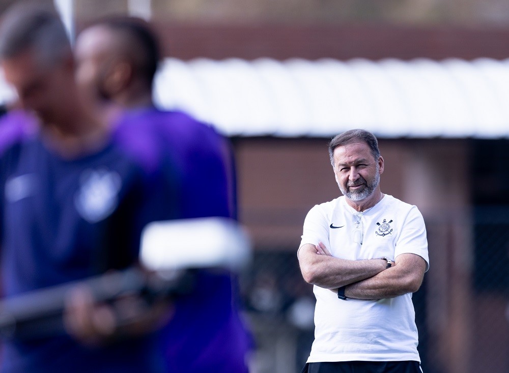 Conselho do Corinthians reprova contas de 2024 e abre caminho para impeachment do presidente Augusto Melo