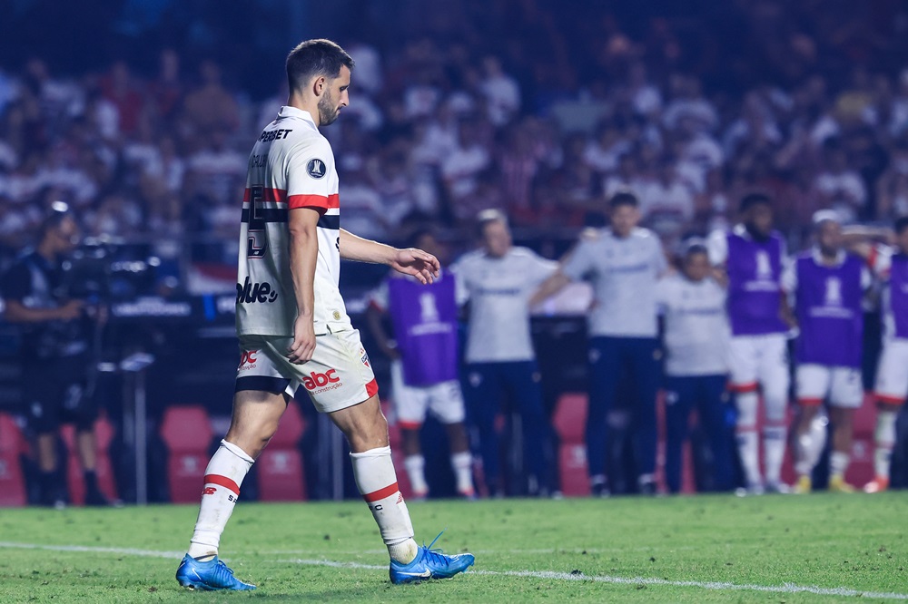 Calleri, do São Paulo, vai ser operado na próxima semana