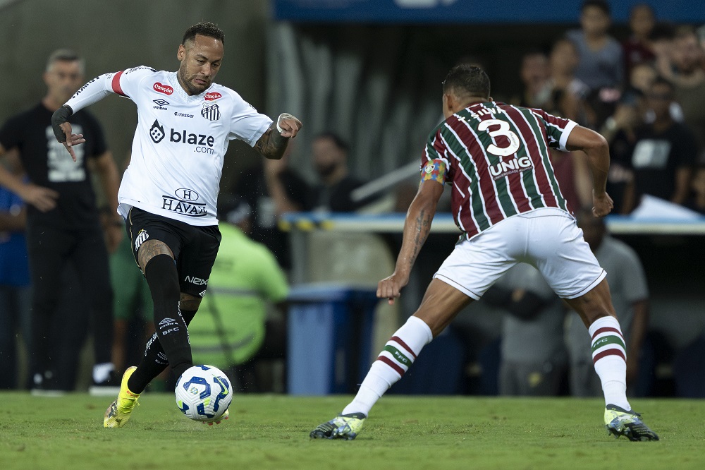 Neymar esbanja impaciência e Santos é derrotado pelo Fluminense no Maracanã