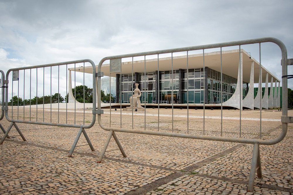 PF conclui investigação do atentado à bomba contra STF