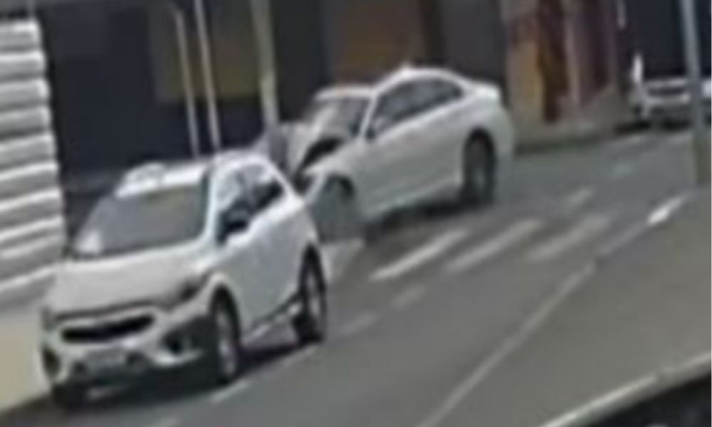 bmw bate em poste em bh