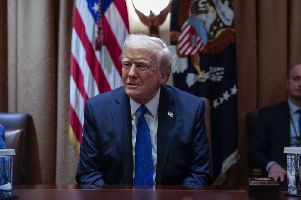 ‘Liberais’ de ontem apoiam protecionismo de Trump