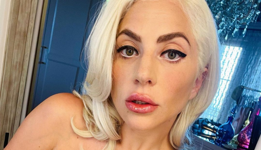 Painel de Lady Gaga é instalado em Túnel do Rio, palco em Copacabana sobe e o clima aquece para show gratuito na praia