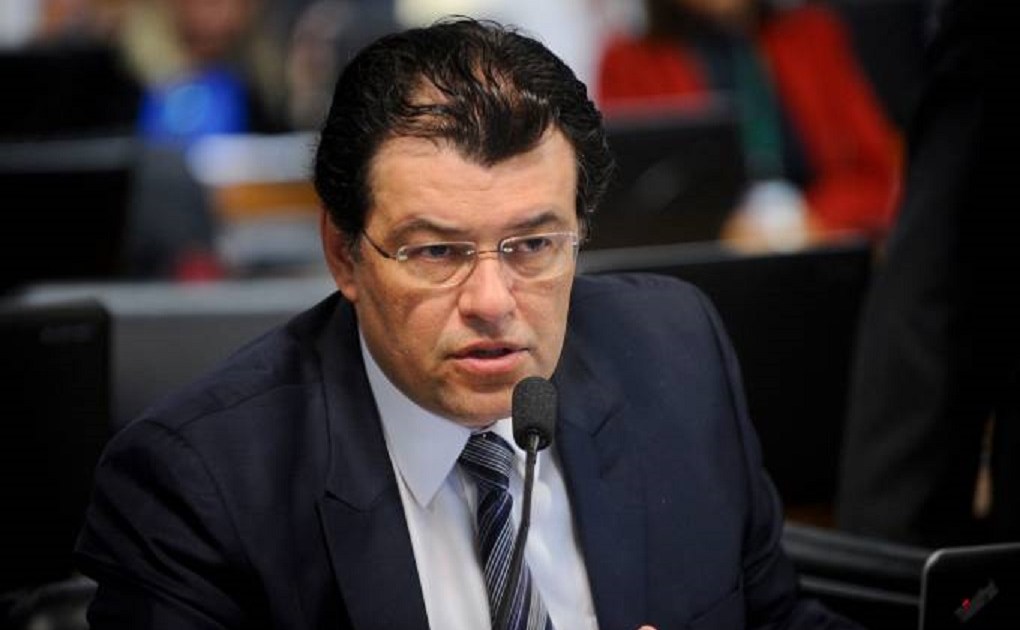 Quem é Eduardo Braga, relator da Reforma Tributária e candidato ao Senado pelo AM