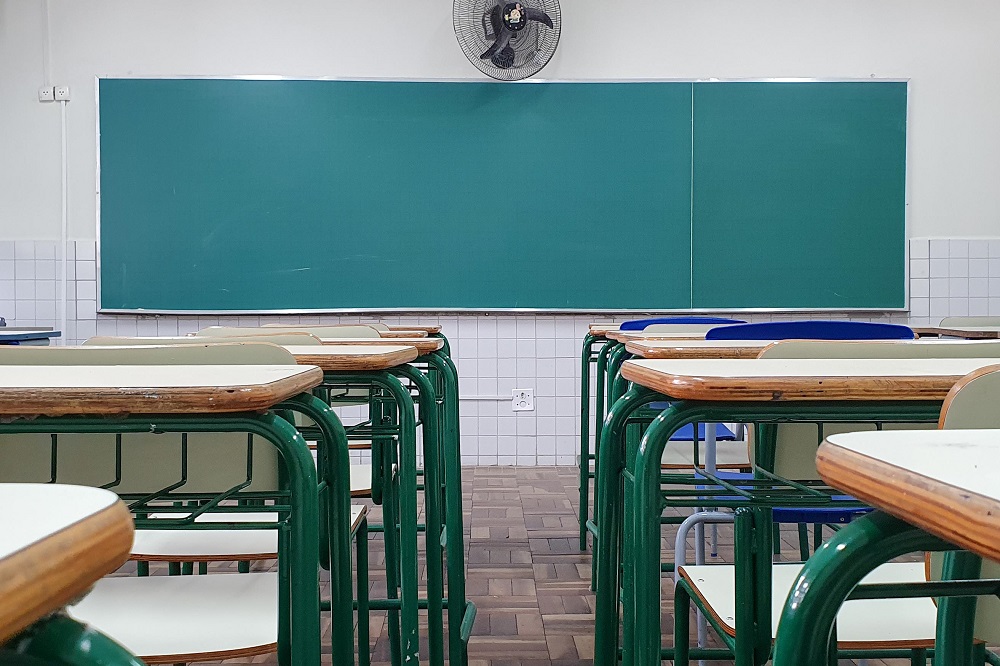 Governo de São Paulo autoriza edital para privatização de 143 escolas públicas