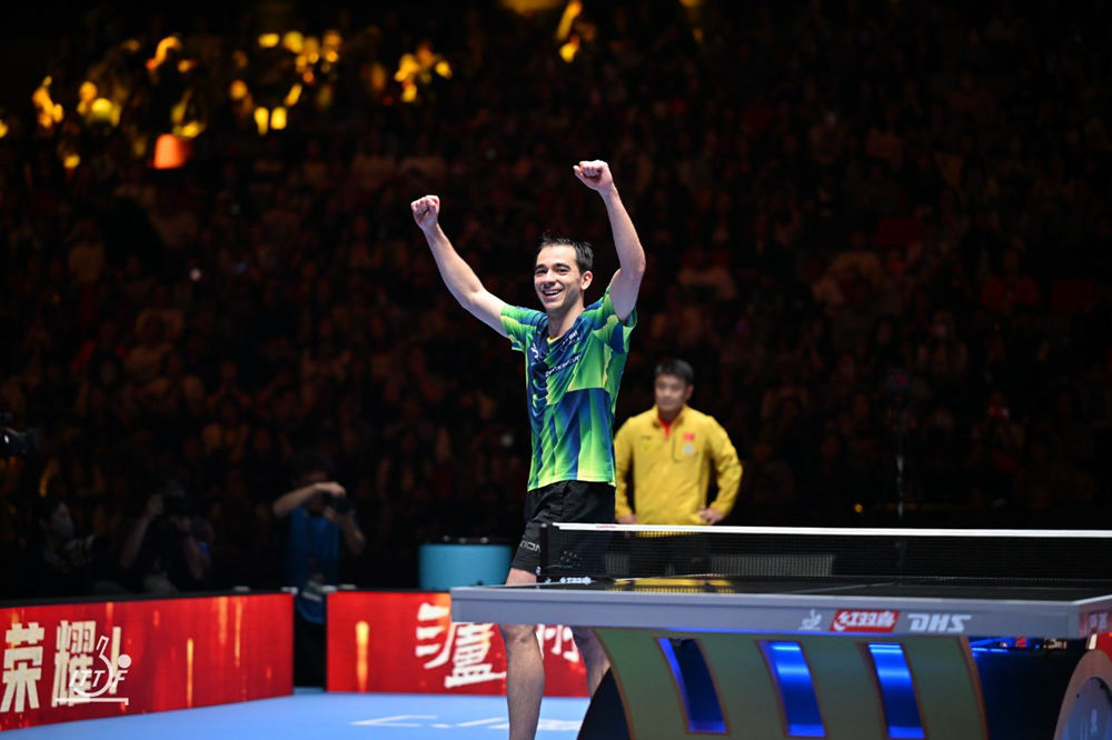 Hugo Calderano conquista título inédito na Copa do Mundo do tênis de mesa