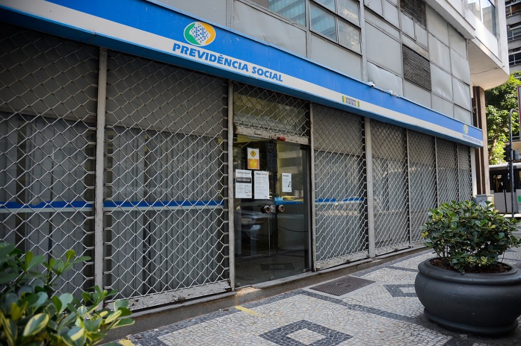 Médicos peritos do INSS retornam ao trabalho após 235 dias de greve