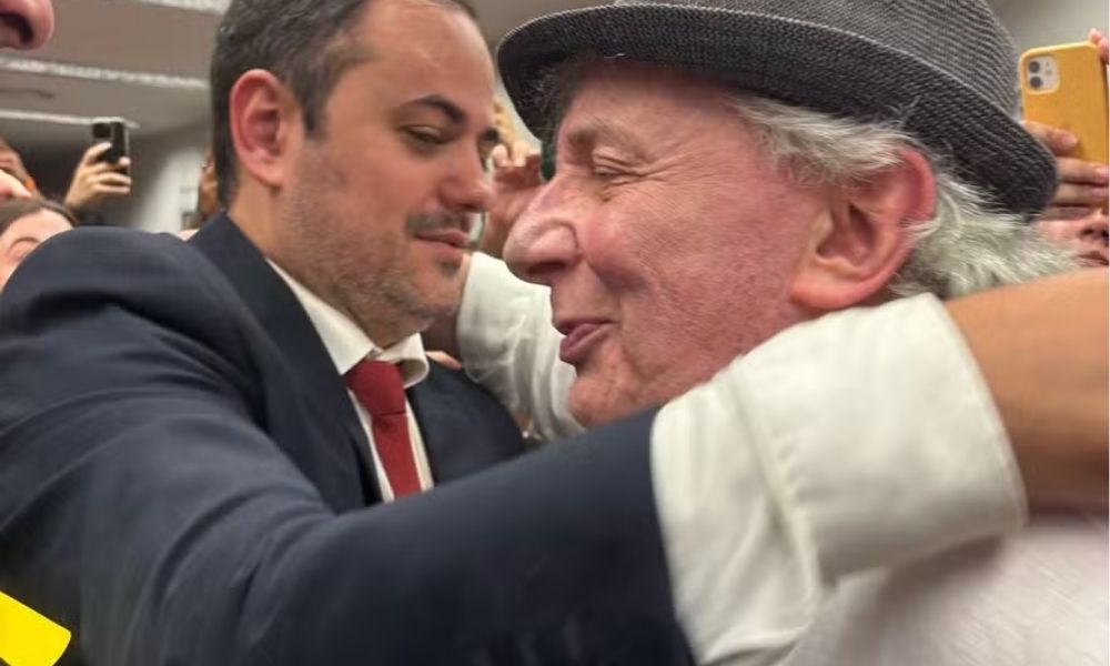 Marco Nanini acompanha sessão do Conselho de Ética da Câmara que discute cassação de Glauber Braga