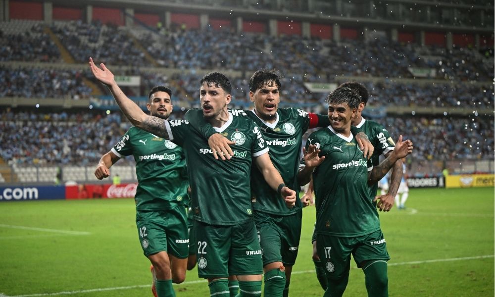 Palmeiras marca nos acréscimos e bate o Sporting Cristal na Libertadores