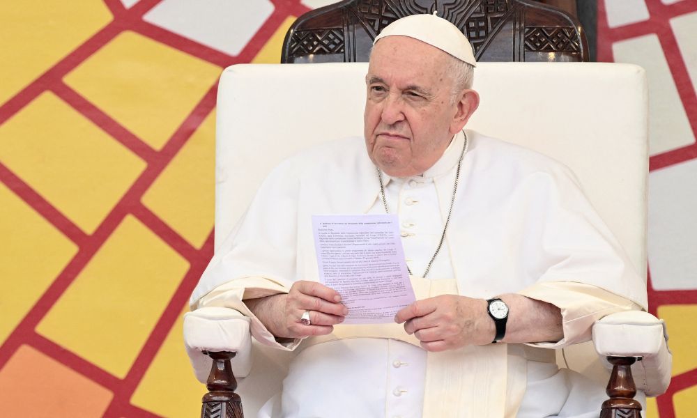 Papa Francisco morreu de AVC e insuficiência cardíaca irreversível, diz Vaticano