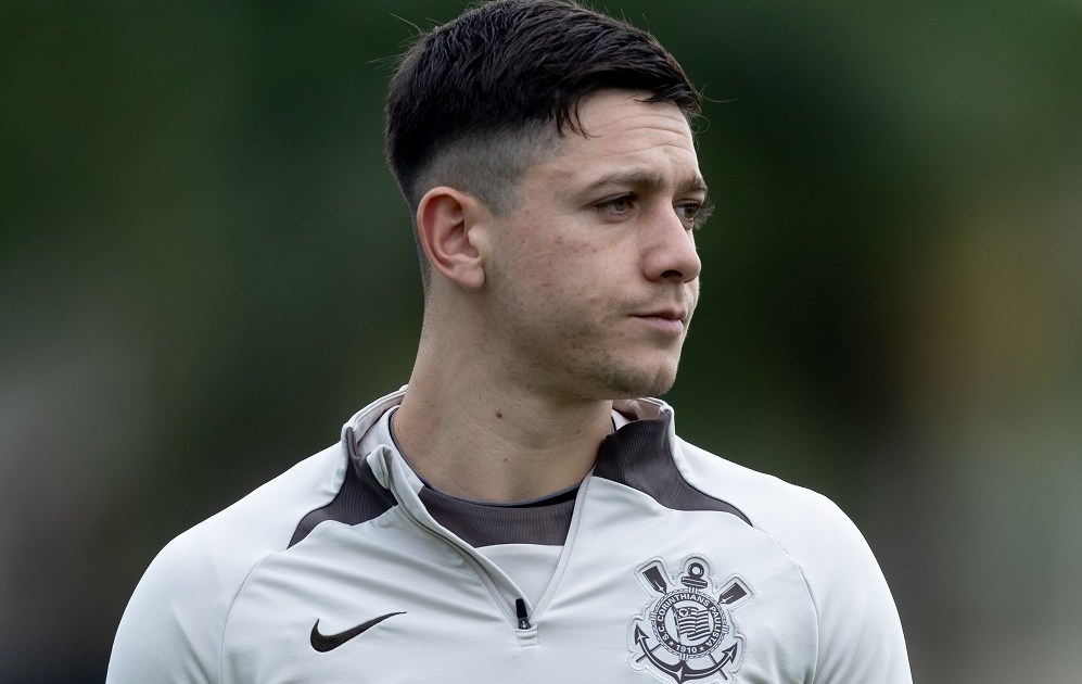 Corinthians é castigado por erros de Diniz, perde do Inter e se complica na Copa do Brasil