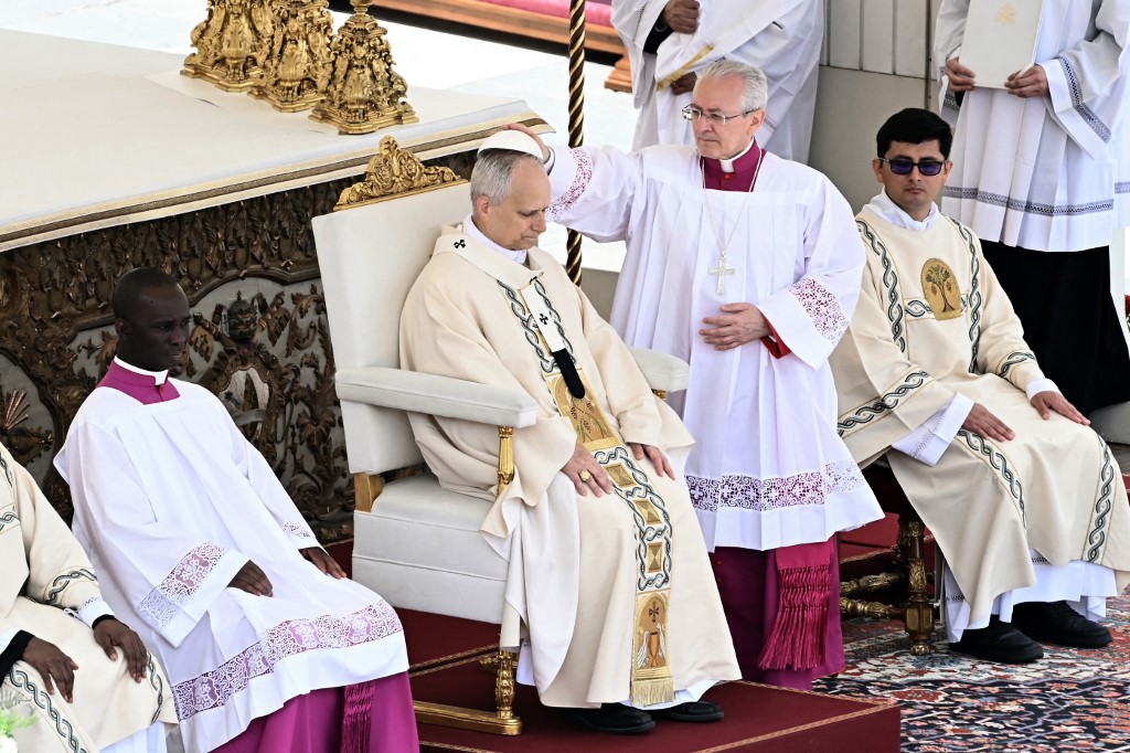 Incenso criado por brasileiro é usado na primeira missa do papa Leão XIV
