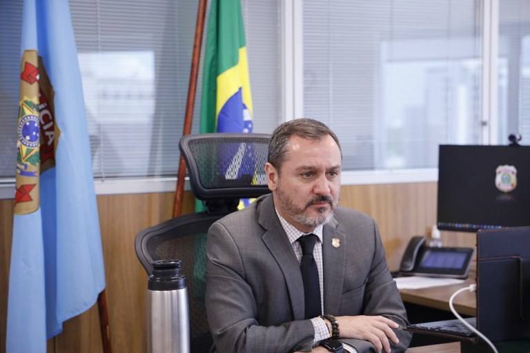 Murad assume a PF, banca Andrei e eleva o tom contra o afastamento