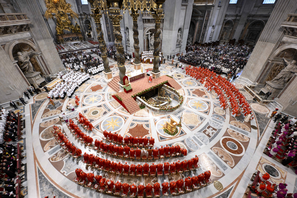 Última missa antes de conclave tem apelos por unidade da Igreja