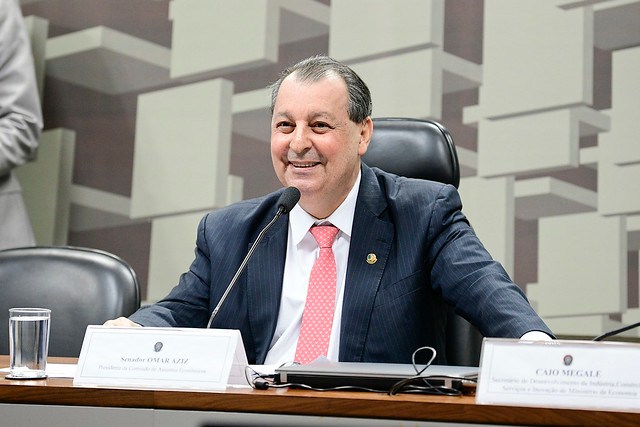 Relator da PEC da escala 6×1 no Senado mantém texto aprovado na Câmara