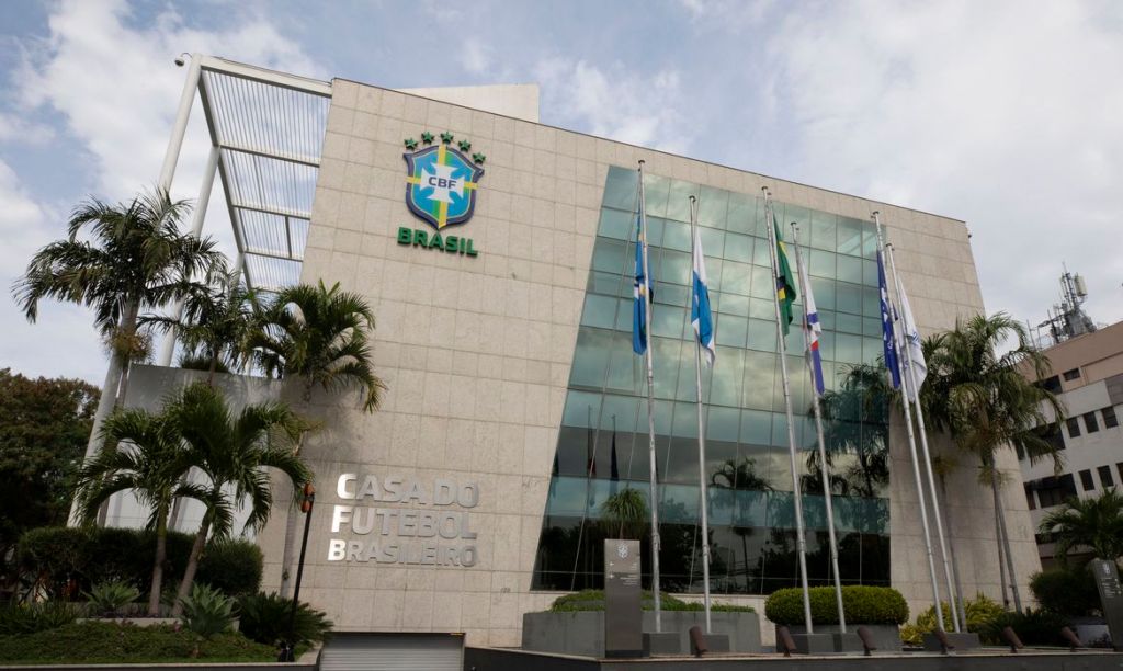 Interventor convoca eleição para presidência da CBF para véspera da chegada de Ancelotti