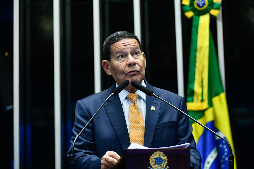 Mourão diz desconhecer ‘minuta do golpe’ e culpa governo Lula pelos atos de vandalismo no 8 de Janeiro