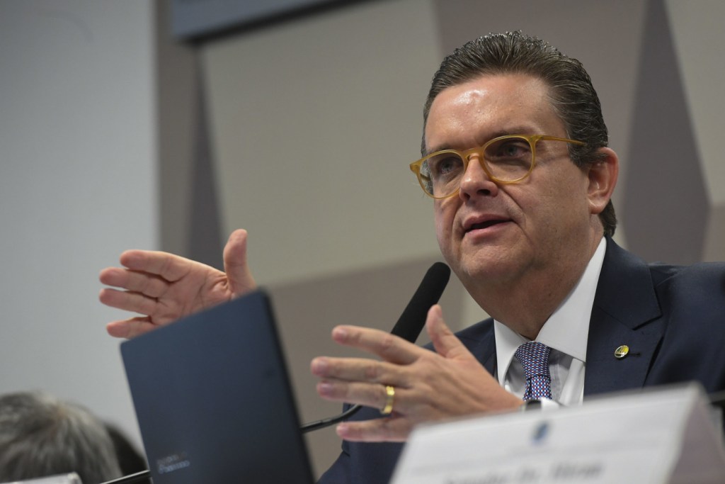 Governo fará busca ativa a atingidos por descontos do INSS que não entrarem em contato, informa Wolney Queiroz 