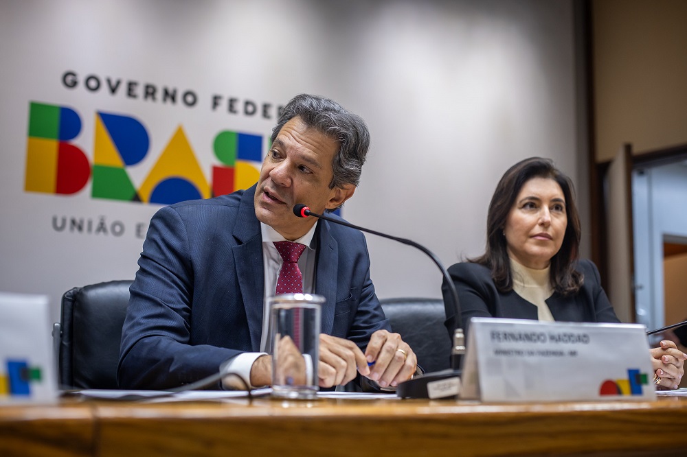 Após revogar aumento do IOF devido à má repercussão, Haddad diz que governo não vê problema em ‘corrigir a rota’