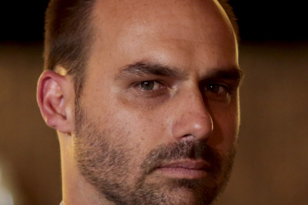 Oposição acredita que pedido de investigação contra Eduardo já estava pronto