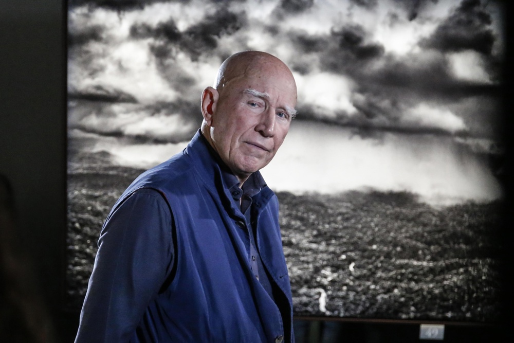 Família de Sebastião Salgado divulga causa da morte do fotógrafo