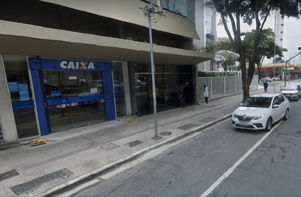 Bandidos que fizeram roubo parecido com ‘filme’ em banco são presos