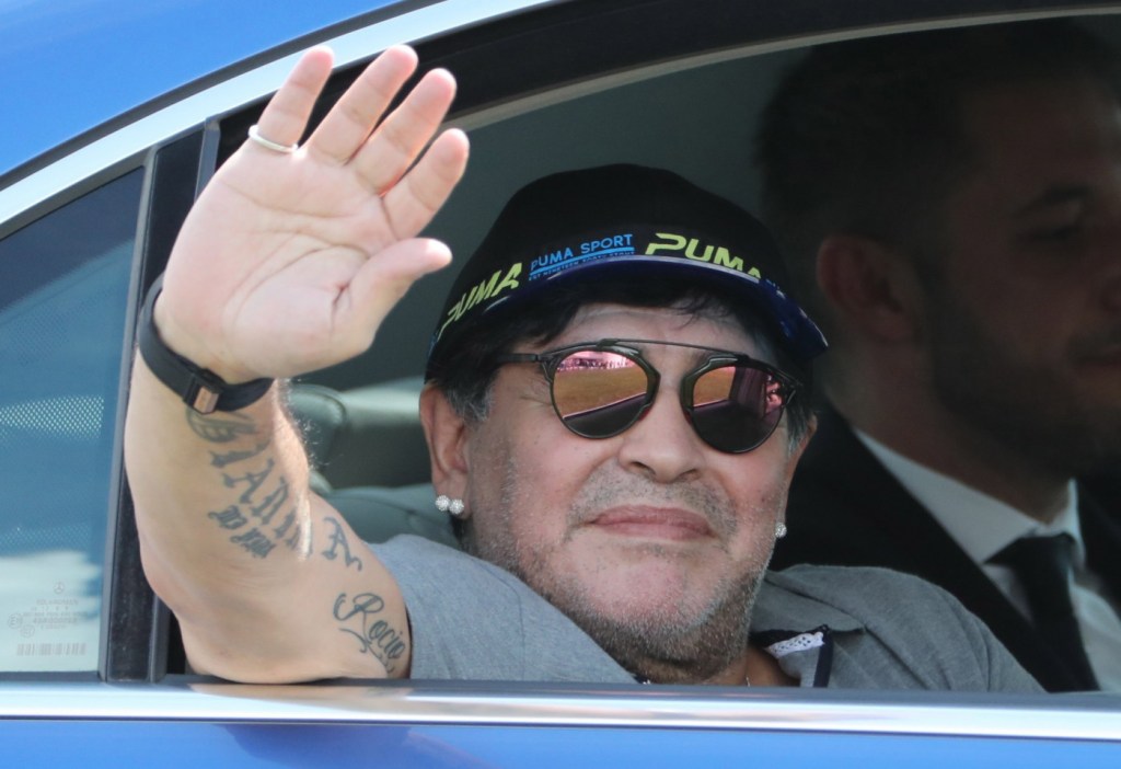 Escândalo da ‘juíza de Deus’ ameaça julgamento da morte de Maradona