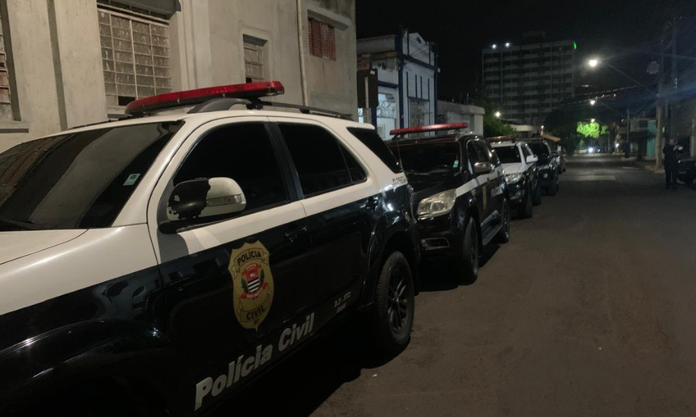 Falsos intermediários de veículos são presos em operação