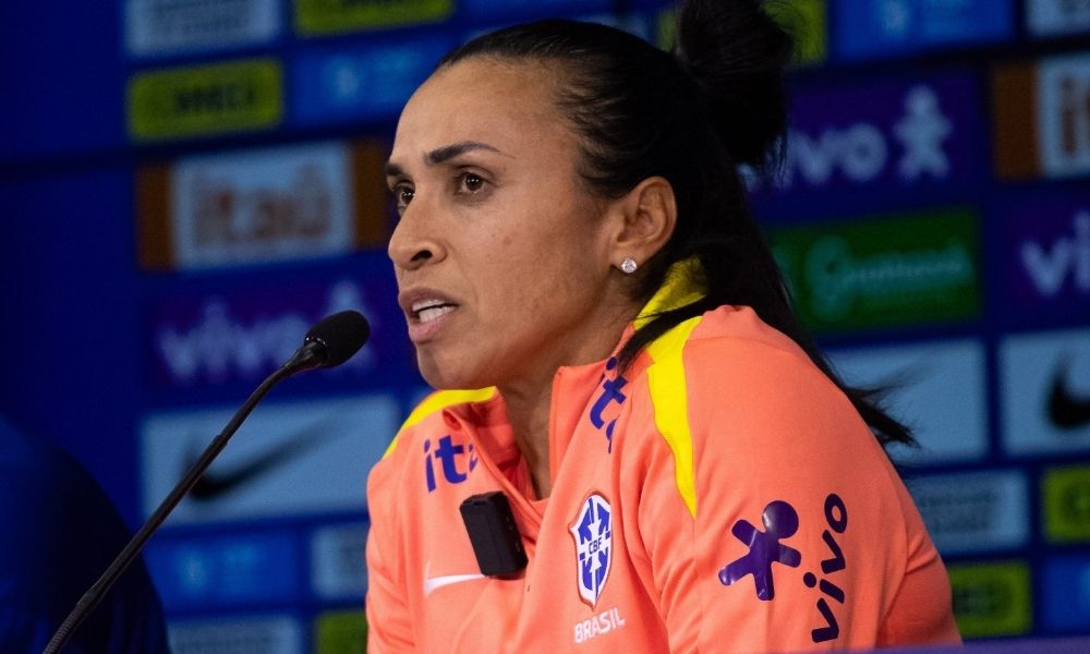 Marta se diz mais ‘leve’ em seu retorno à Seleção e não crava participação da Copa no Brasil: ‘Um dia de cada vez’