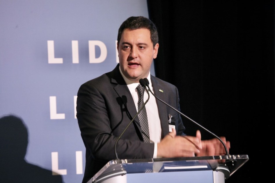 O governador do Paraná, Ratinho Jr, participa de debate com congressistas, demais governadores e empresários no LIDE Brazil Investment Forum, no Havard Club, em Nova York