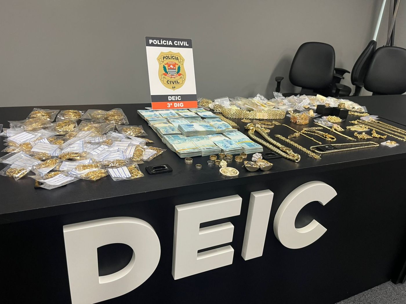 Negociador de joias roubadas ligado a ‘Mainha do Crime’ é preso em São Paulo