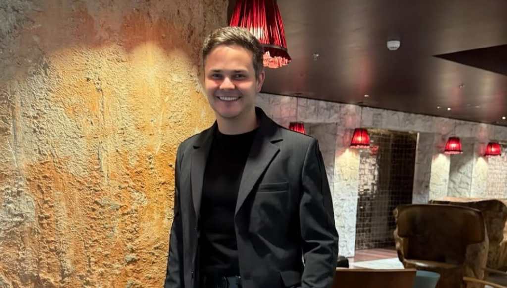 Matheus Aleixo, da dupla com Kauan, perde R$ 700 mil após ter celular roubado