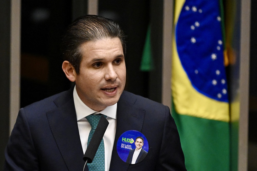 Motta diz que Câmara vai decretar perda de mandato de Zambelli: ‘Não cabe mais ao presidente’