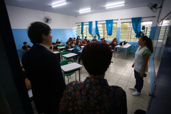 Justiça suspende edital da Prefeitura de SP para terceirização de 3 escolas