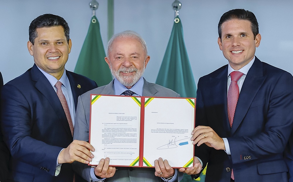 Davi Alcolumbre, Lula e Hugo Motta