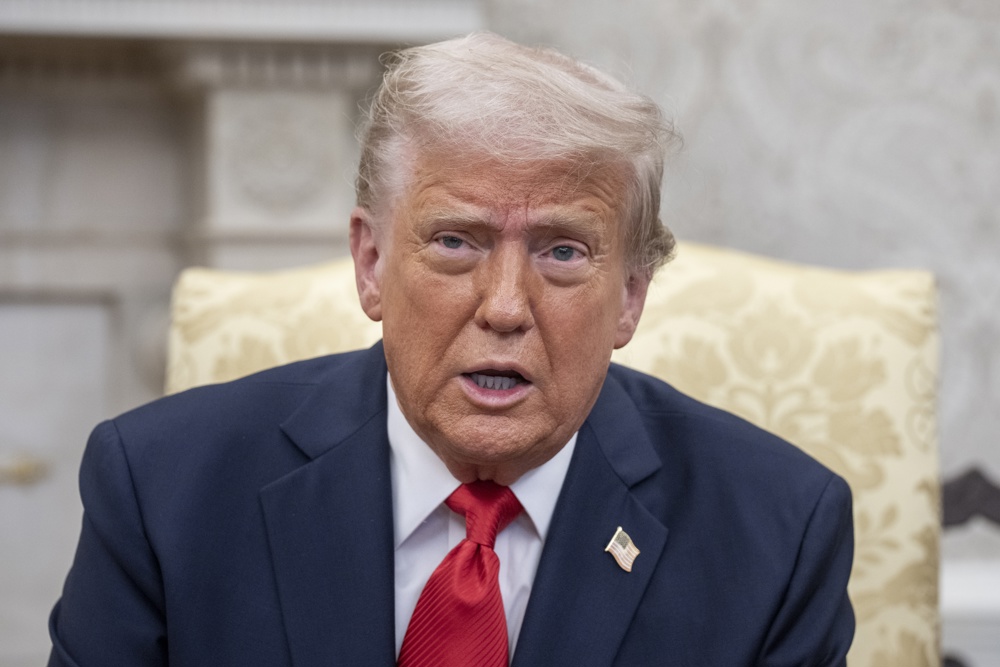 Suprema Corte dos EUA permite que governo Trump retire proteção temporária de 532 mil migrantes