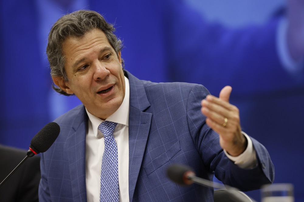 Haddad demite auditor da Receita suspeito de cobrar propina na Lava Jato