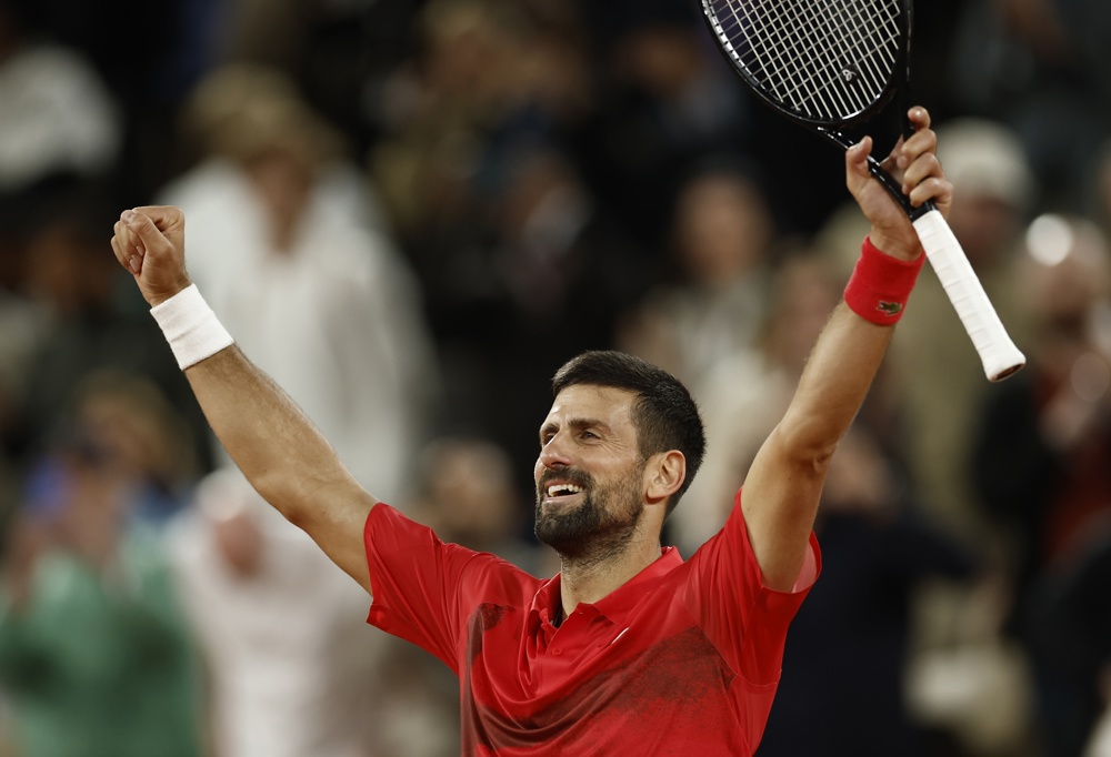 Djokovic elimina Zverev e vai enfrentar Sinner nas semis de Roland Garros