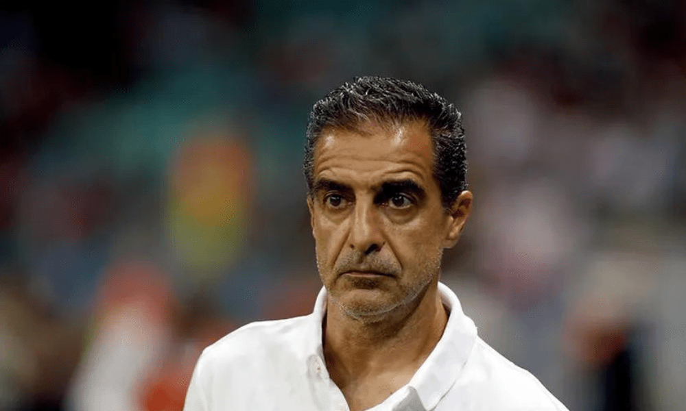 Botafogo demite Renato Paiva após ser eliminado pelo Palmeiras na Copa do Mundo de Clubes