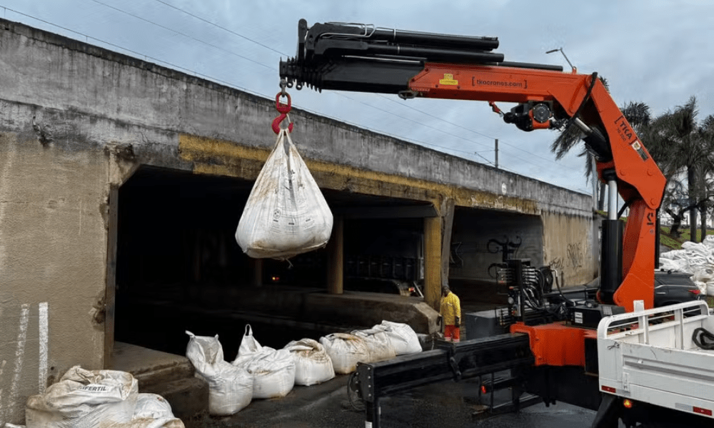 Prefeitura de Porto Alegre conclui fechamento das últimas comportas do sistema de proteção contra cheias