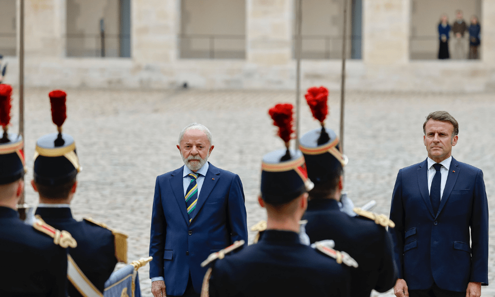 05.06.2025 - Cerimônia oficial de boas-vindas Presidente da República, Luiz Inácio Lula da Silva e Presidente da França, Emmanuel Macron, durante Cerimônia oficial de boas-vindas. Explanada dos Inválidos, Paris - França.