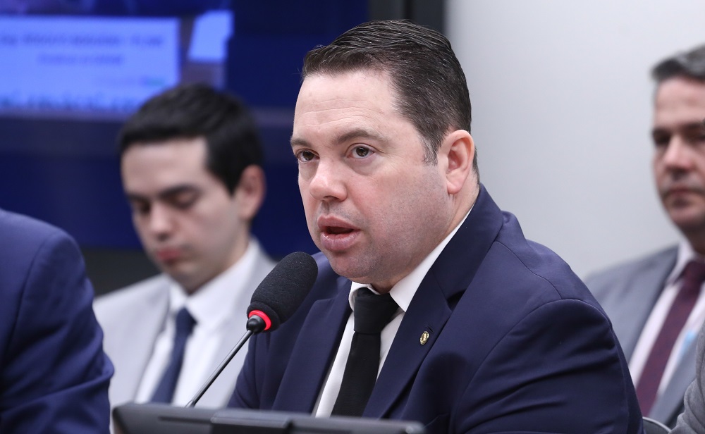 Presidente da Comissão de Agricultura quer convocação de Haddad para explicar tentativa de taxar LCI e LCA
