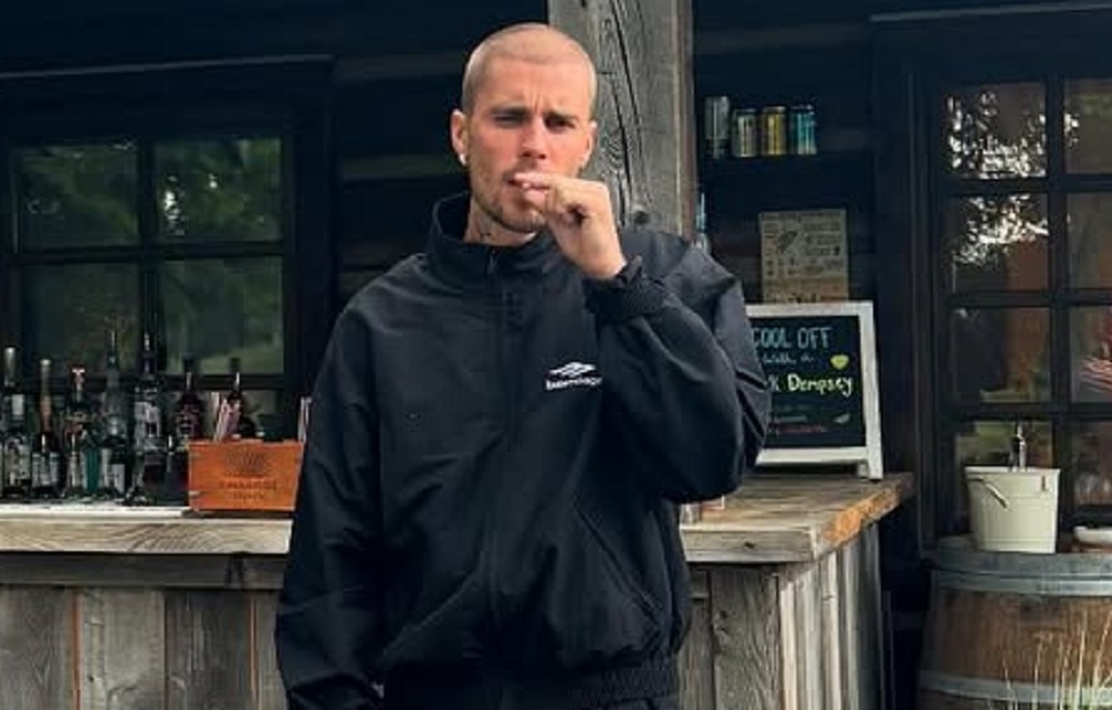 Justin Bieber expõe desavença com amigo e fala sobre traumas