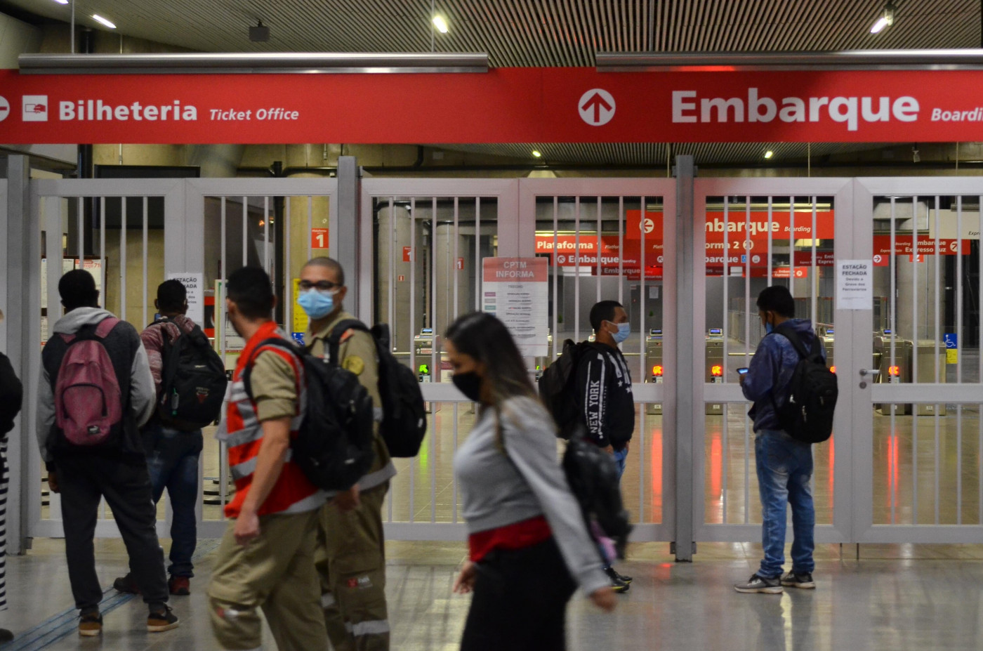 Funcionários da CPTM entram em greve; veja linhas afetadas nesta terça