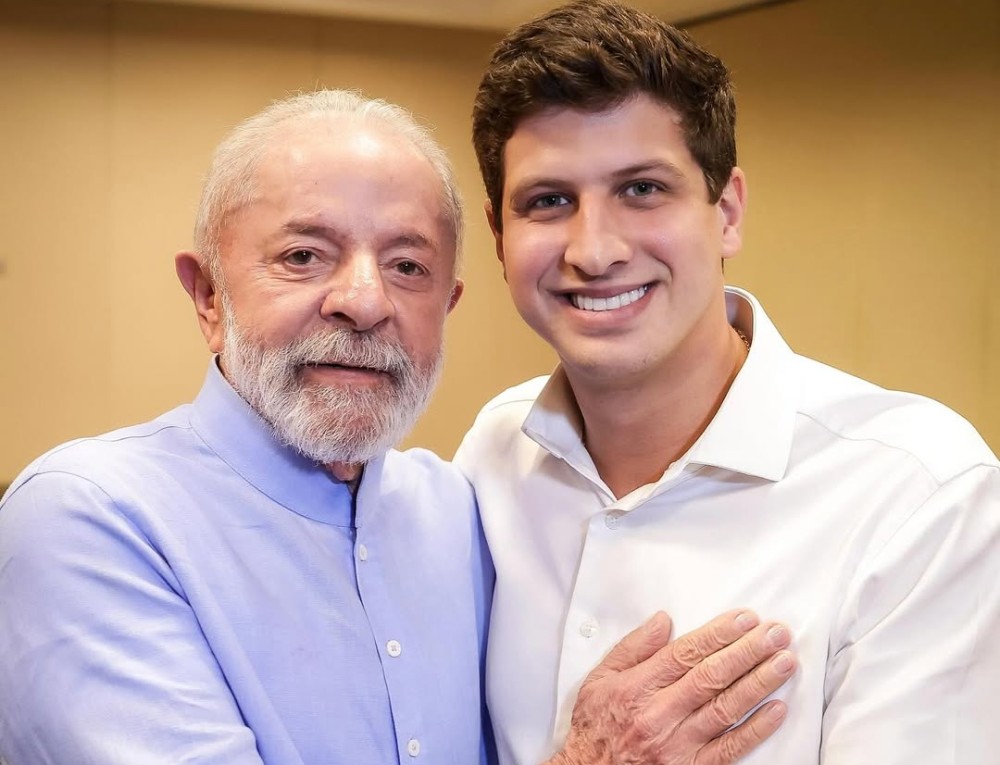 João Campos assume PSB com missão de fortalecer partido e garantir Alckmin com Lula em 2026