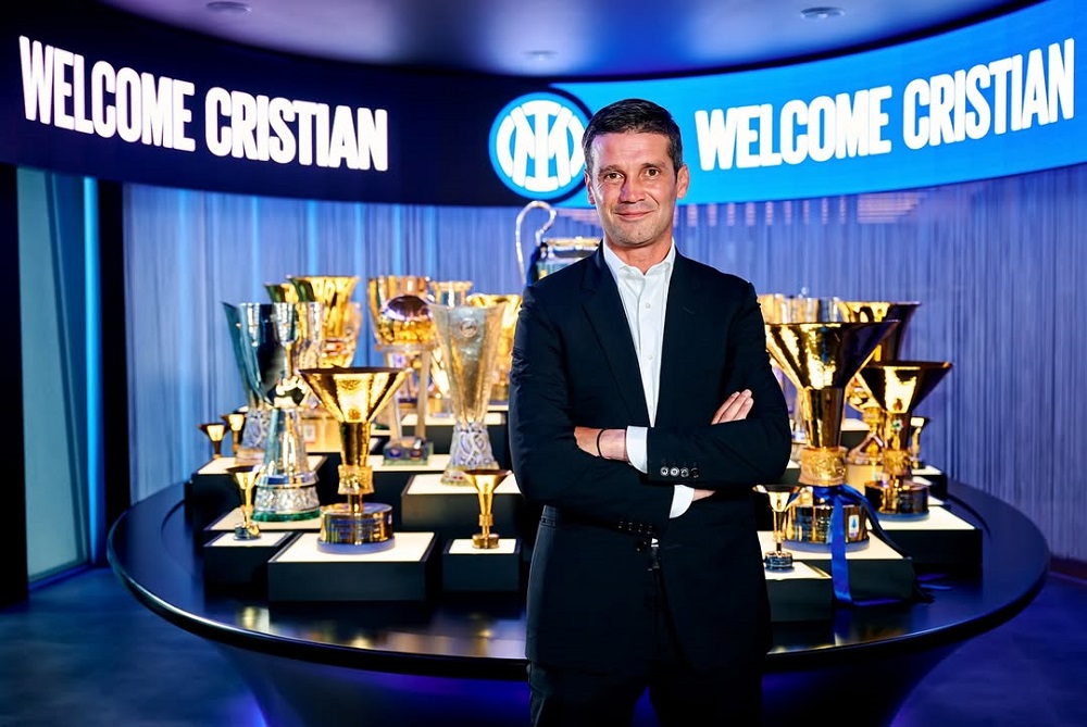 Inter de Milão anuncia Cristian Chivu como novo técnico