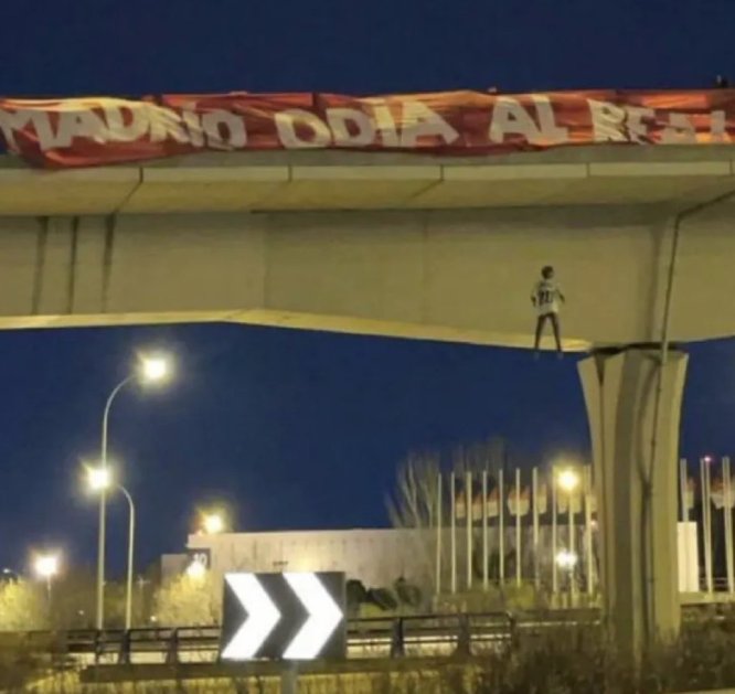 Torcedores do Atlético de Madrid simularam enforcamento de Vinicius Júnior antes de clássico com o Real