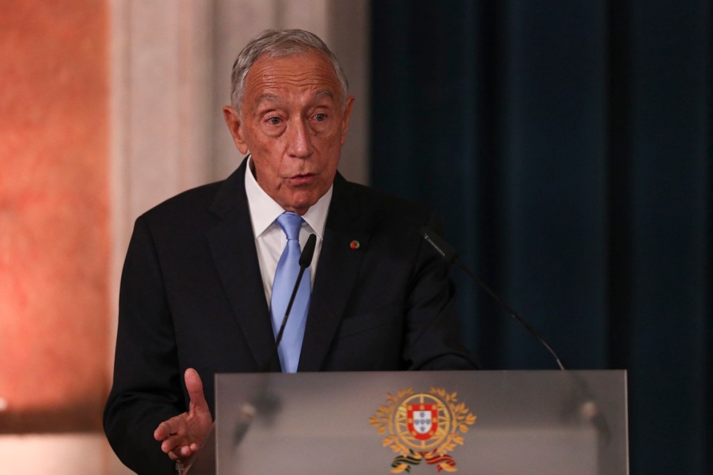 Presidente de Portugal pede ao Tribunal Constitucional que reveja endurecimento da política migratória