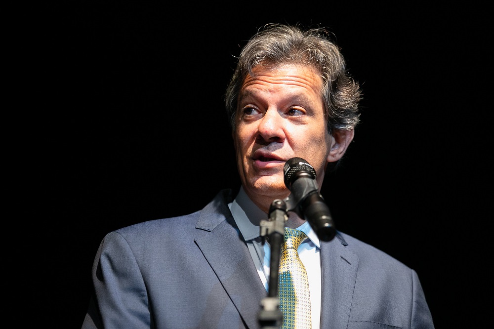 Haddad diz que governo terá condições ‘de retomar o debate sobre jornada de trabalho’ após a reforma da renda 