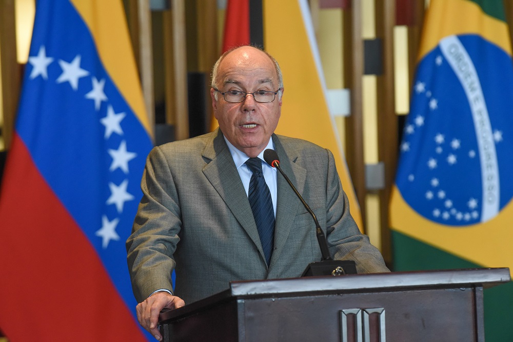 Ministro das Relações Exteriores desembarca nos EUA e pode discutir tarifas em Washington